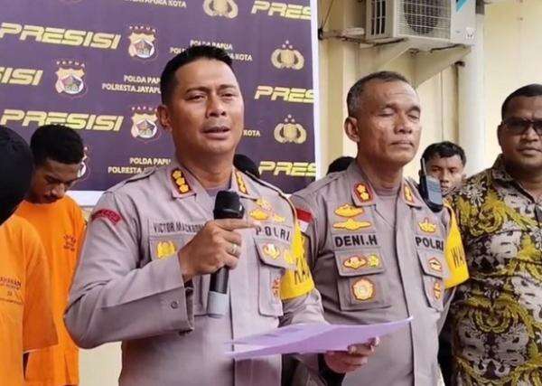 Tersangka Don Ritto Bakal Dilimpahkan ke Kejagung Hari Ini Tersangka Don Ritto Bakal Dilimpahkan ke Kejagung Hari Ini