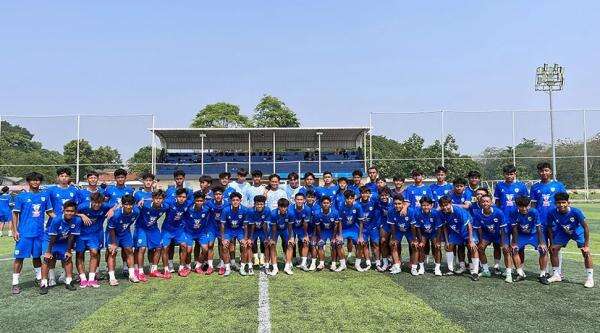 Kapten Persib U-18 Ungkap Detik-detik Bus Diserang di Batang, Pemain Alami Trauma Kapten Persib U-18 Ungkap Detik-detik Bus Diserang di Batang, Pemain Alami Trauma