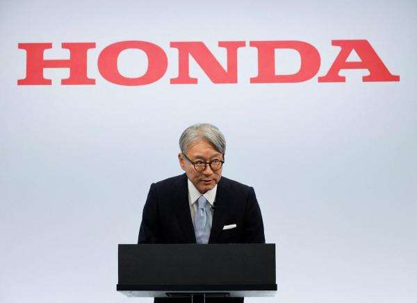 Kenapa CEO Honda Toshihiro Mibe Minta Maaf ke Pemegang Saham? Kenapa CEO Honda Toshihiro Mibe Minta Maaf ke Pemegang Saham?
