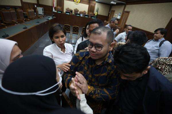 Sidang Vonis Banding Ibam Kasus Chromebook Ditunda, Putusan Dibacakan 31 Agustus Sidang Vonis Banding Ibam Kasus Chromebook Ditunda, Putusan Dibacakan 31 Agustus