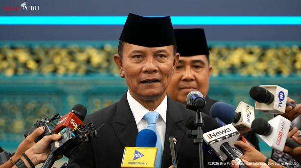 Wamenhan Kini Dijabat Dua Orang, Richard dan Yusuf Punya Fokus Tugas Berbeda Wamenhan Kini Dijabat Dua Orang, Richard dan Yusuf Punya Fokus Tugas Berbeda