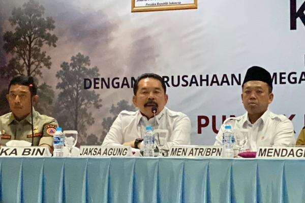 Jaksa Agung Siapkan 3 Instrumen Jerat Perusahaan Pembakar Hutan, Apa Saja? Jaksa Agung Siapkan 3 Instrumen Jerat Perusahaan Pembakar Hutan, Apa Saja?
