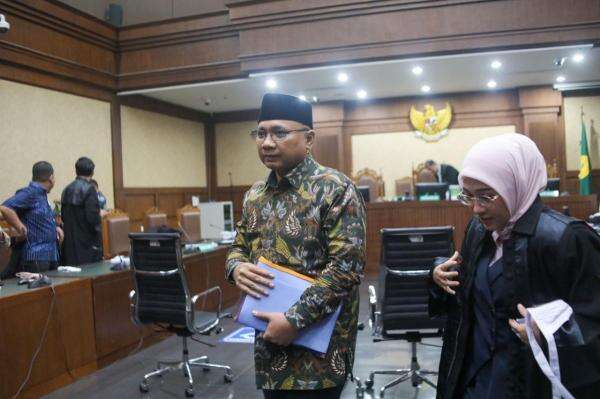 KPK Minta Hakim Tolak Eksepsi Yaqut di Kasus Kuota Haji, Tegaskan Ada Niat Jahat KPK Minta Hakim Tolak Eksepsi Yaqut di Kasus Kuota Haji, Tegaskan Ada Niat Jahat