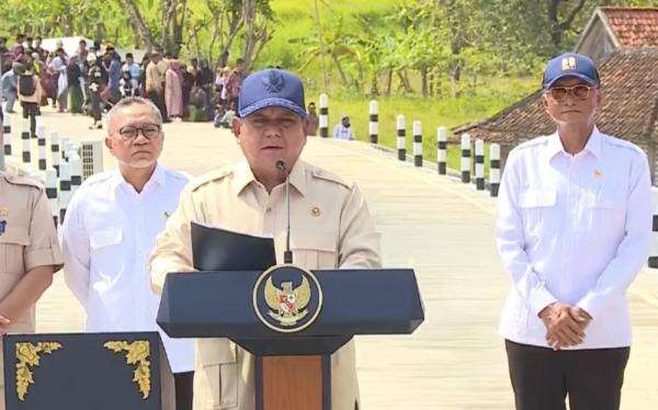 Prabowo Akan Tingkatkan Anggaran Pembangunan Infrastruktur Daerah sampai ke Desa Prabowo Akan Tingkatkan Anggaran Pembangunan Infrastruktur Daerah sampai ke Desa