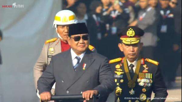 Prabowo Ingatkan Gaji Polisi Berasal dari Uang Rakyat: Jangan Justru Menyusahkan Prabowo Ingatkan Gaji Polisi Berasal dari Uang Rakyat: Jangan Justru Menyusahkan
