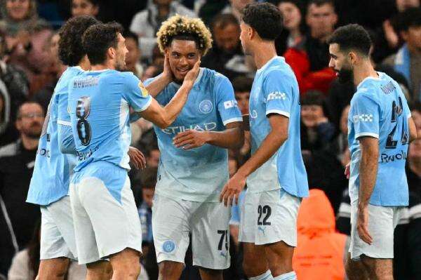 Man City Hancurkan Norwich 5-0, Wonderkid 17 Tahun Floyd Samba Lakoni Debut Spektakuler Man City Hancurkan Norwich 5-0, Wonderkid 17 Tahun Floyd Samba Lakoni Debut Spektakuler