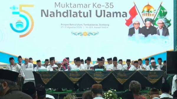 Muktamar ke-35 NU Tetapkan 9 Anggota AHWA, KH Nurul Huda Djazuli Teratas Muktamar ke-35 NU Tetapkan 9 Anggota AHWA, KH Nurul Huda Djazuli Teratas