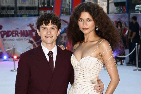 Habiskan Rp12 Miliar, Intip Pernikahan Mewah Tom Holland dan Zendaya Habiskan Rp12 Miliar, Intip Pernikahan Mewah Tom Holland dan Zendaya