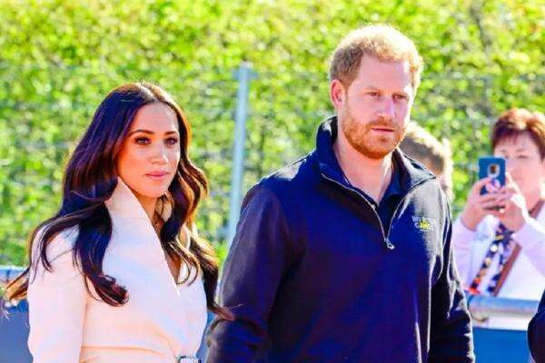 Ayah Terjerak Kasus Pornografi Anak, Meghan Markle dan Harry Pilih Menjauh dari Medsos Ayah Terjerak Kasus Pornografi Anak, Meghan Markle dan Harry Pilih Menjauh dari Medsos