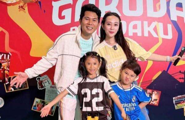4 Family Content Creator Indonesia Makin Berpengaruh di Era Digital 4 Family Content Creator Indonesia Makin Berpengaruh di Era Digital