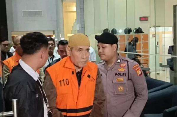 Asrul Azis Taba Tersangka Kasus Kuota Haji Ajukan Penangguhan Penahanan Asrul Azis Taba Tersangka Kasus Kuota Haji Ajukan Penangguhan Penahanan