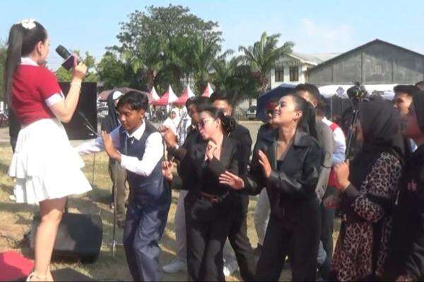Audisi DMD Panggung Rezeki MNCTV di Mojokerto Diserbu Peserta dari Berbagai Daerah Audisi DMD Panggung Rezeki MNCTV di Mojokerto Diserbu Peserta dari Berbagai Daerah