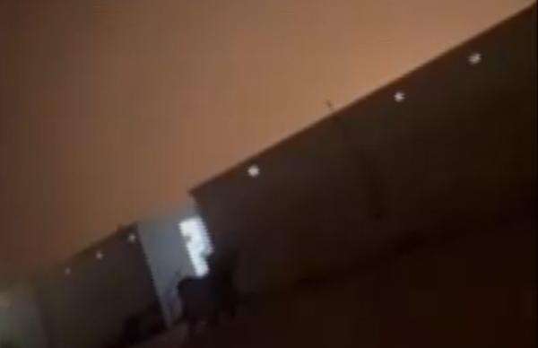 Iran Bombardir Kompleks Pasukan AS di Yordania, Klaim Tewaskan Banyak Personel Iran Bombardir Kompleks Pasukan AS di Yordania, Klaim Tewaskan Banyak Personel