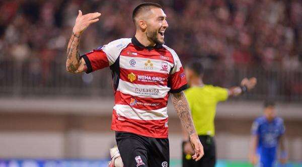 Madura United Menang 1-0 atas Persib Bandung, Ze Gomes: Ini Kemenangan Penting! Madura United Menang 1-0 atas Persib Bandung, Ze Gomes: Ini Kemenangan Penting!