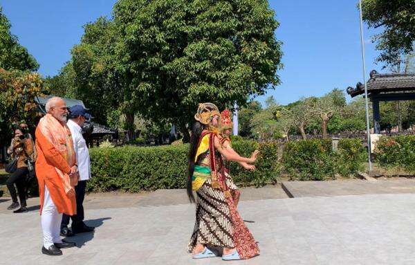 Prabowo dan PM India Narendra Modi Disambut Tari Ramayana di Candi Prambanan Prabowo dan PM India Narendra Modi Disambut Tari Ramayana di Candi Prambanan