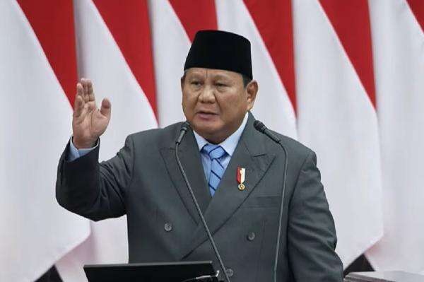 Prabowo Targetkan Renovasi Sekolah Rampung 2029, Tak Mau Lagi Ada yang Rusak Prabowo Targetkan Renovasi Sekolah Rampung 2029, Tak Mau Lagi Ada yang Rusak