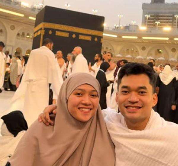 Profil dan Potret Cantik Pebulu Tangkis Indah Cahya, Baru Lepas Masa Lajang Usai Dipinang Leo Rolly Carnando Profil dan Potret Cantik Pebulu Tangkis Indah Cahya, Baru Lepas Masa Lajang Usai Dipinang Leo Rolly Carnando