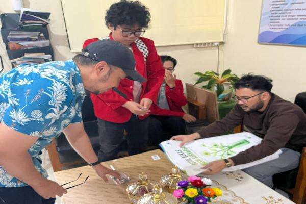 Sosialisasi Pengelolaan Limbah, UMB Hadirkan Poster Edukatif di SLBN 6 Jakarta Sosialisasi Pengelolaan Limbah, UMB Hadirkan Poster Edukatif di SLBN 6 Jakarta