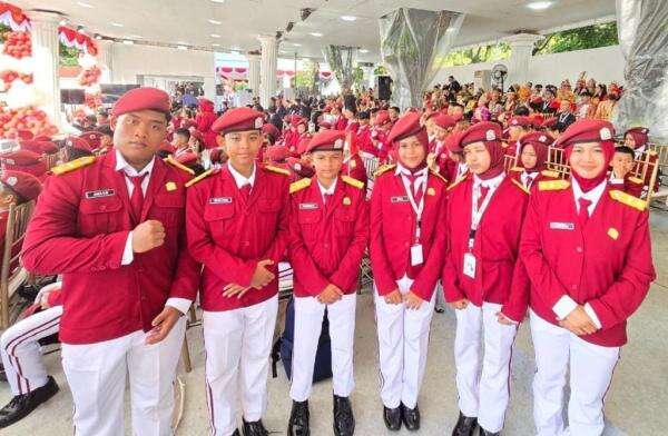 Lulusan Sekolah Rakyat Wajib Kerja atau Kuliah, Mensos: Tak Boleh Menganggur Lulusan Sekolah Rakyat Wajib Kerja atau Kuliah, Mensos: Tak Boleh Menganggur