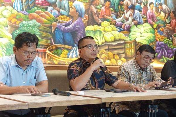 Gugat Syarat Ijazah Gibran, Denny Indrayana: Tak Ada Kata Terlambat untuk Kedaulatan Rakyat Gugat Syarat Ijazah Gibran, Denny Indrayana: Tak Ada Kata Terlambat untuk Kedaulatan Rakyat