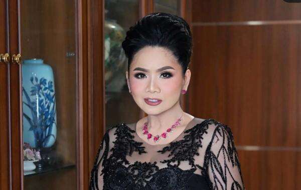 Vina Panduwinata Ungkap Kondisi Guruh Soekarnoputra Sebelum Meninggal, Sempat Kritis Vina Panduwinata Ungkap Kondisi Guruh Soekarnoputra Sebelum Meninggal, Sempat Kritis
