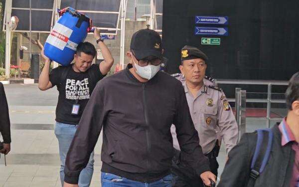 Terungkap, Bupati Klaten Hamenang Pakai Uang Korupsi untuk Bayar Utang Pilkada Terungkap, Bupati Klaten Hamenang Pakai Uang Korupsi untuk Bayar Utang Pilkada
