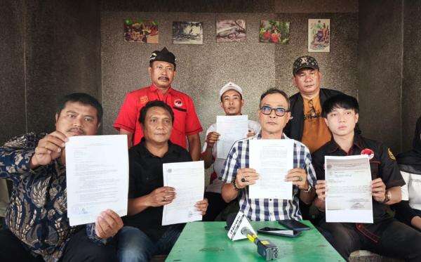 Warga Tanah Polder Cilincing Desak Prabowo Cek Wantimpres Jusuf Hamka, Diduga Rugikan Rakyat Rp27,6 Miliar Warga Tanah Polder Cilincing Desak Prabowo Cek Wantimpres Jusuf Hamka, Diduga Rugikan Rakyat Rp27,6 Miliar