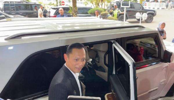 Pakai Mobil Dinas Maung MV3 Garuda, Menko AHY Dorong RI Mandiri di Industri Otomotif Pakai Mobil Dinas Maung MV3 Garuda, Menko AHY Dorong RI Mandiri di Industri Otomotif