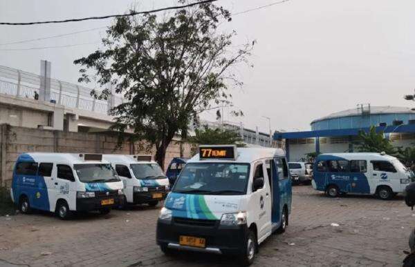 Viral Pengamen Masuk Mikrotrans, Transjakarta Jelaskan Larangannya Viral Pengamen Masuk Mikrotrans, Transjakarta Jelaskan Larangannya