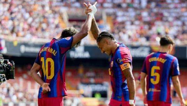 Barcelona Pesta 5 Gol di Markas Valencia, Hansi Flick Sebut Performa Timnya Belum Sempurna Barcelona Pesta 5 Gol di Markas Valencia, Hansi Flick Sebut Performa Timnya Belum Sempurna
