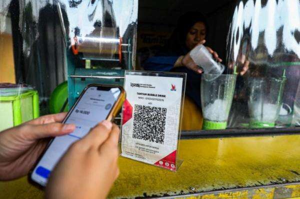 Transaksi QRIS Tembus Rp1,12 Kuadriliun, Uang Tunai Makin Jarang Dipakai Transaksi QRIS Tembus Rp1,12 Kuadriliun, Uang Tunai Makin Jarang Dipakai