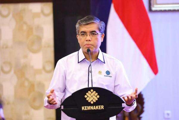 Melayat ke Rumah Duka, Menaker Ungkap Rachmat Gobel Figur yang Patut Diteladani Melayat ke Rumah Duka, Menaker Ungkap Rachmat Gobel Figur yang Patut Diteladani