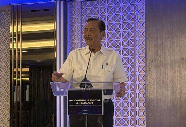 Masyarakat Dapat Rp5,4 Juta, Luhut: Kalau Diberi Bansos Terus Akan Malas Masyarakat Dapat Rp5,4 Juta, Luhut: Kalau Diberi Bansos Terus Akan Malas