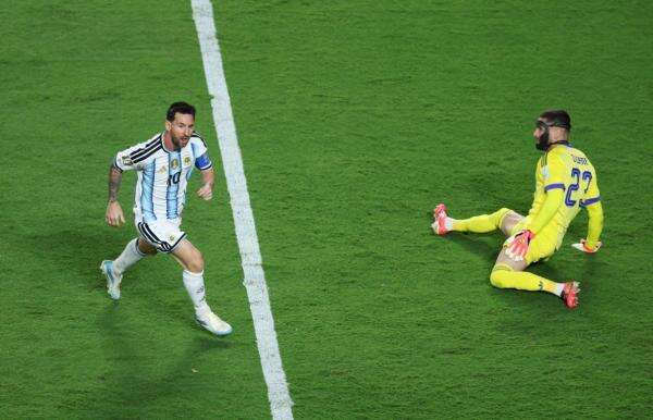 Lamine Yamal Kagum Lionel Messi Terus Ukir Rekor di Piala Dunia 2026: Luar Biasa! Lamine Yamal Kagum Lionel Messi Terus Ukir Rekor di Piala Dunia 2026: Luar Biasa!