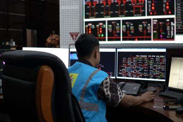 UP2B Jabar Siaga 24 Jam Jaga Pasokan Listrik, Libur Sekolah Nyaman Berkat Kinerja PLN UP2B Jabar Siaga 24 Jam Jaga Pasokan Listrik, Libur Sekolah Nyaman Berkat Kinerja PLN