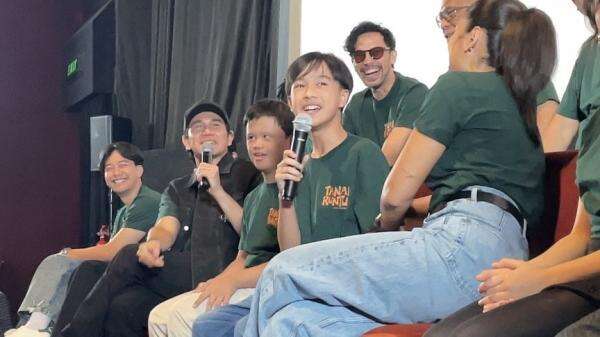 Berperan sebagai Kai di Film Tanah Runtuh, Begini Cara Yoan Cocohamida Bangun Chemistry Berperan sebagai Kai di Film Tanah Runtuh, Begini Cara Yoan Cocohamida Bangun Chemistry