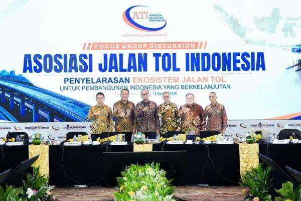 Pembangunan Jalan Tol Perlu Peran Besar Swasta dan Kepastian Investasi Pembangunan Jalan Tol Perlu Peran Besar Swasta dan Kepastian Investasi