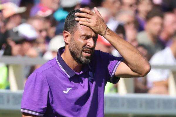 Fiorentina Pecat Fabio Grosso Usai Awal Musim Buruk, Belanja Rp3 Triliun Sia-Sia Fiorentina Pecat Fabio Grosso Usai Awal Musim Buruk, Belanja Rp3 Triliun Sia-Sia