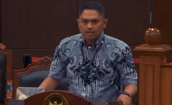 Curhat Dosen ASN di Sidang MK, Gaji Minim hingga Rela Jualan di CFD Curhat Dosen ASN di Sidang MK, Gaji Minim hingga Rela Jualan di CFD