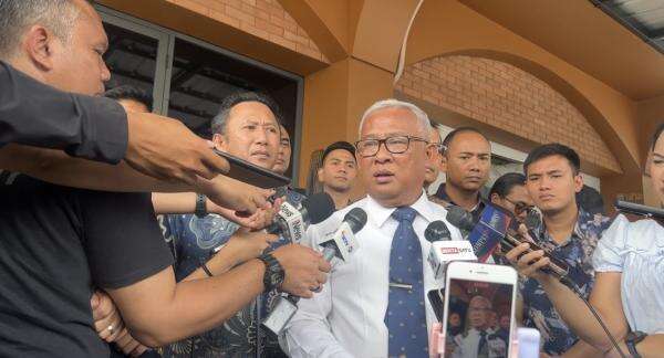 Ahli Sebut Febrie Adriansyah Tak Bisa Minta Barang Sitaan Keluarga Dikembalikan Ahli Sebut Febrie Adriansyah Tak Bisa Minta Barang Sitaan Keluarga Dikembalikan