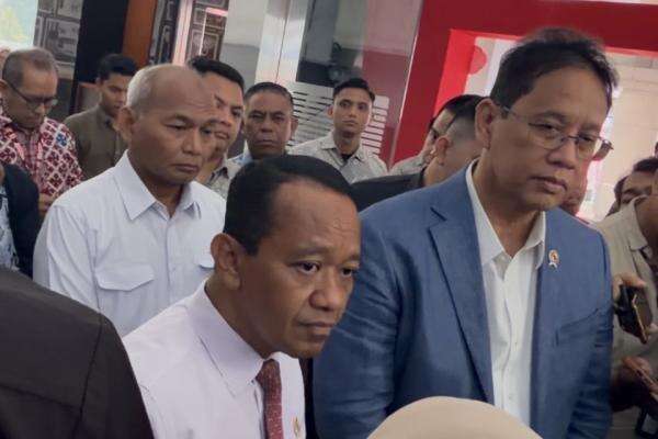 Momen Purbaya dan Bahlil Saling Sanjung Menteri Nomor 1 saat Bahas Pembatasan Pertalite Momen Purbaya dan Bahlil Saling Sanjung Menteri Nomor 1 saat Bahas Pembatasan Pertalite