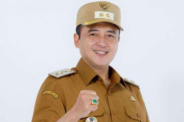 Wakil Wali Kota Bandung Erwin Buka Suara usai Kejari SP3 Kasus Dugaan Korupsi Wakil Wali Kota Bandung Erwin Buka Suara usai Kejari SP3 Kasus Dugaan Korupsi