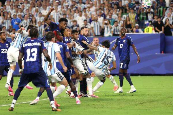 Hasil Piala Dunia 2026: Argentina Lolos Dramatis! Messi Bersinar, Cape Verde Dipaksa Menyerah 3-2 Lewat Extra Time Hasil Piala Dunia 2026: Argentina Lolos Dramatis! Messi Bersinar, Cape Verde Dipaksa Menyerah 3-2 Lewat Extra Time
