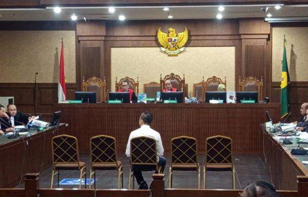 Bos Blueray John Field Yakin Uang Suap Tersalurkan ke Dirjen Bea Cukai, Uangnya Tidak Pernah Kembali Bos Blueray John Field Yakin Uang Suap Tersalurkan ke Dirjen Bea Cukai, Uangnya Tidak Pernah Kembali