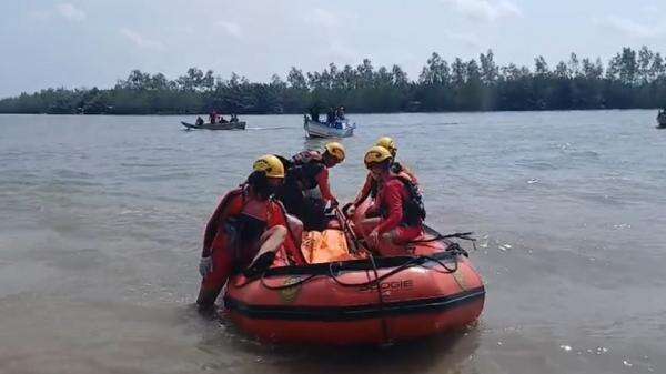 Penambang Timah di Bangka Tewas Diterkam Buaya, Tubuh Korban Sempat Diseret Penambang Timah di Bangka Tewas Diterkam Buaya, Tubuh Korban Sempat Diseret