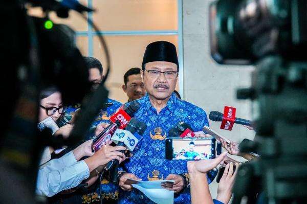 Pemerintah Kembali Salurkan Hampir Rp1 Triliun Bantuan Bencana ke Aceh, Sumut dan Sumbar Pemerintah Kembali Salurkan Hampir Rp1 Triliun Bantuan Bencana ke Aceh, Sumut dan Sumbar