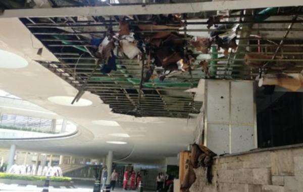 Kebakaran Landa Hotel Pullman Central Park Pagi Ini, Diduga akibat Korsleting Listrik Kebakaran Landa Hotel Pullman Central Park Pagi Ini, Diduga akibat Korsleting Listrik