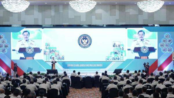 Menteri Imipas Sahkan Regulasi Tata Kelola Pelayanan Publik Menteri Imipas Sahkan Regulasi Tata Kelola Pelayanan Publik