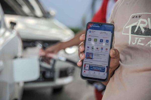 Pertamina Sumbangkan Rp81 per Liter dari Pembelian BBM Pertamax-Dex Series untuk Korban Gempa NTT Pertamina Sumbangkan Rp81 per Liter dari Pembelian BBM Pertamax-Dex Series untuk Korban Gempa NTT