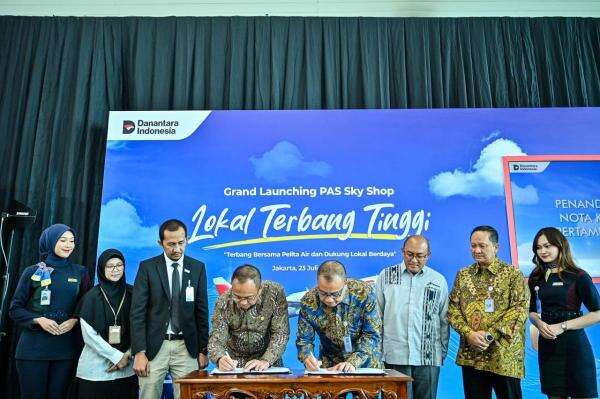 Pertamina Bawa Produk UMKM Terbang Tinggi, Naik Kelas Bersama Pelita Air Pertamina Bawa Produk UMKM Terbang Tinggi, Naik Kelas Bersama Pelita Air